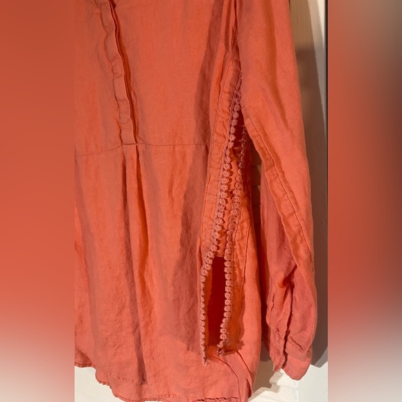 Crown and Ivy Salmon 1/2 Button Up Long Sleeve Tunic, Size L, 100% Linen - Picture 4 of 7
